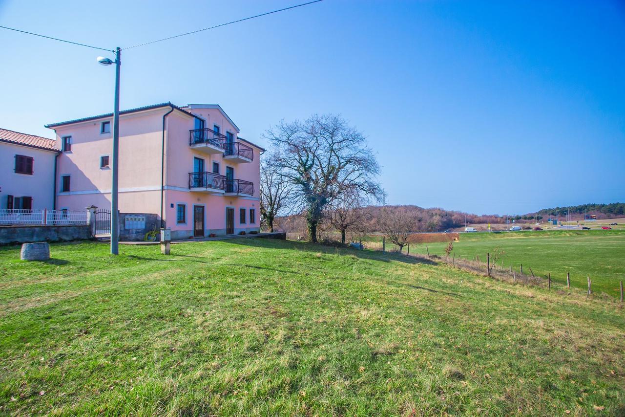 Stancija Lindi Porec Vrvari Exterior foto